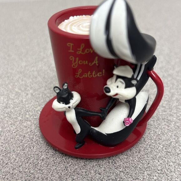 Other - Vintage Hallmark Keepsake Ornament Love You A Latte Pepe Le Pew Looney Tune 2006